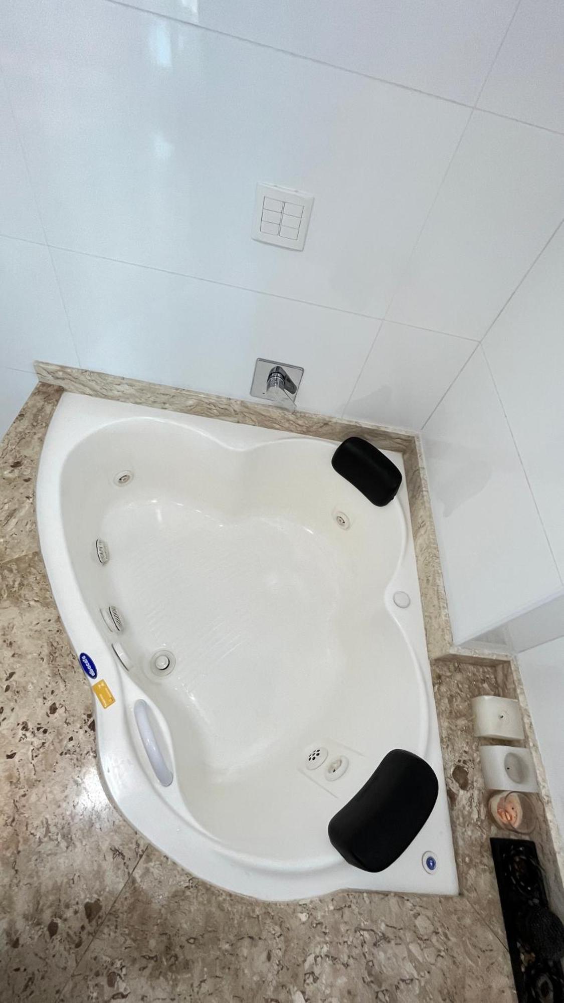 Cobertura Com Belissima Vista Para O Mar E Jacuzzi Itapema Buitenkant foto